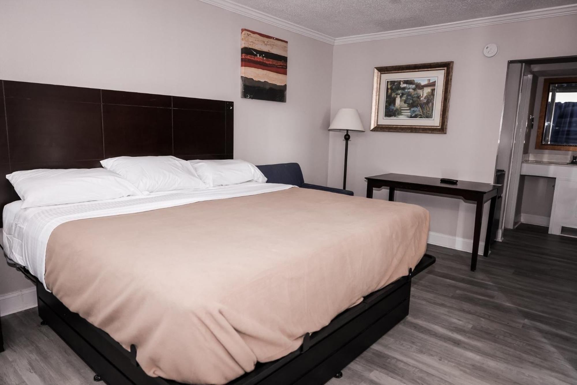 Riverside Inn & Suites By Oyo Danville Ceaser Casino ภายนอก รูปภาพ