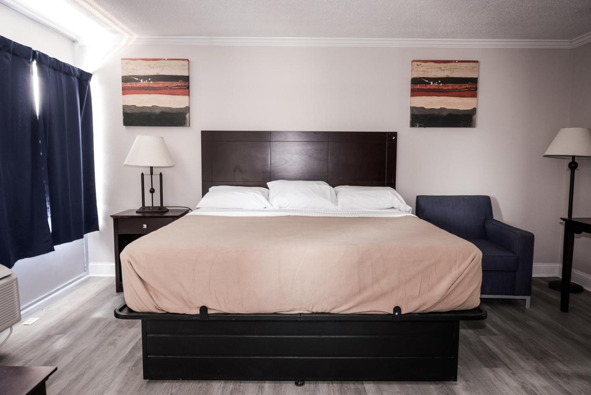Riverside Inn & Suites By Oyo Danville Ceaser Casino ภายนอก รูปภาพ